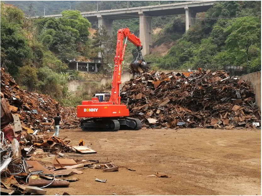 1524188591238137.jpg 抓鋼機.jpg