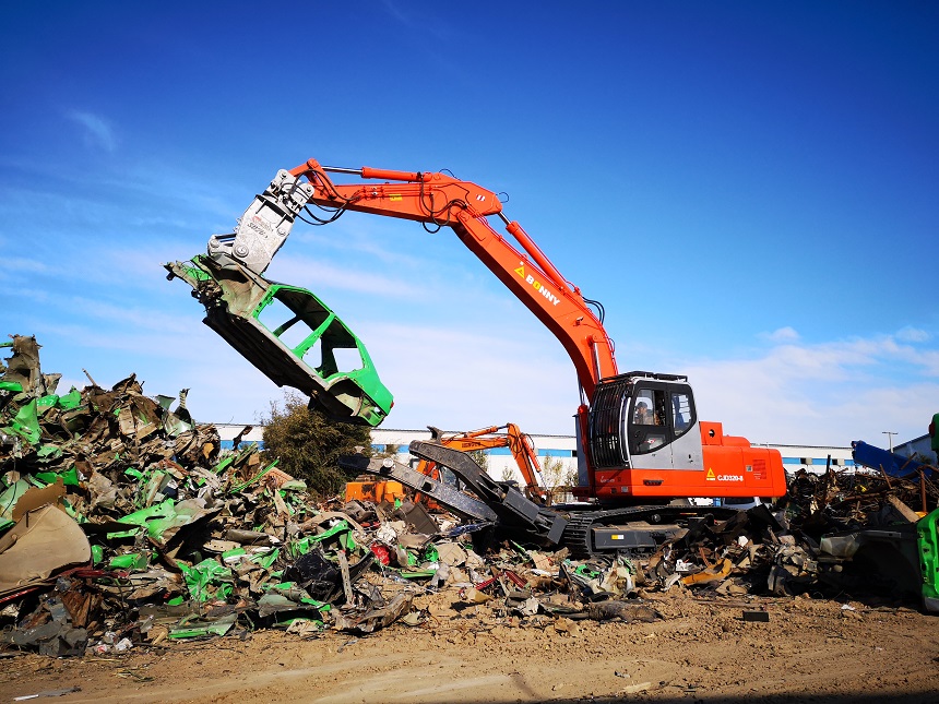 報(bào)廢汽車(chē)拆解機(jī).jpg